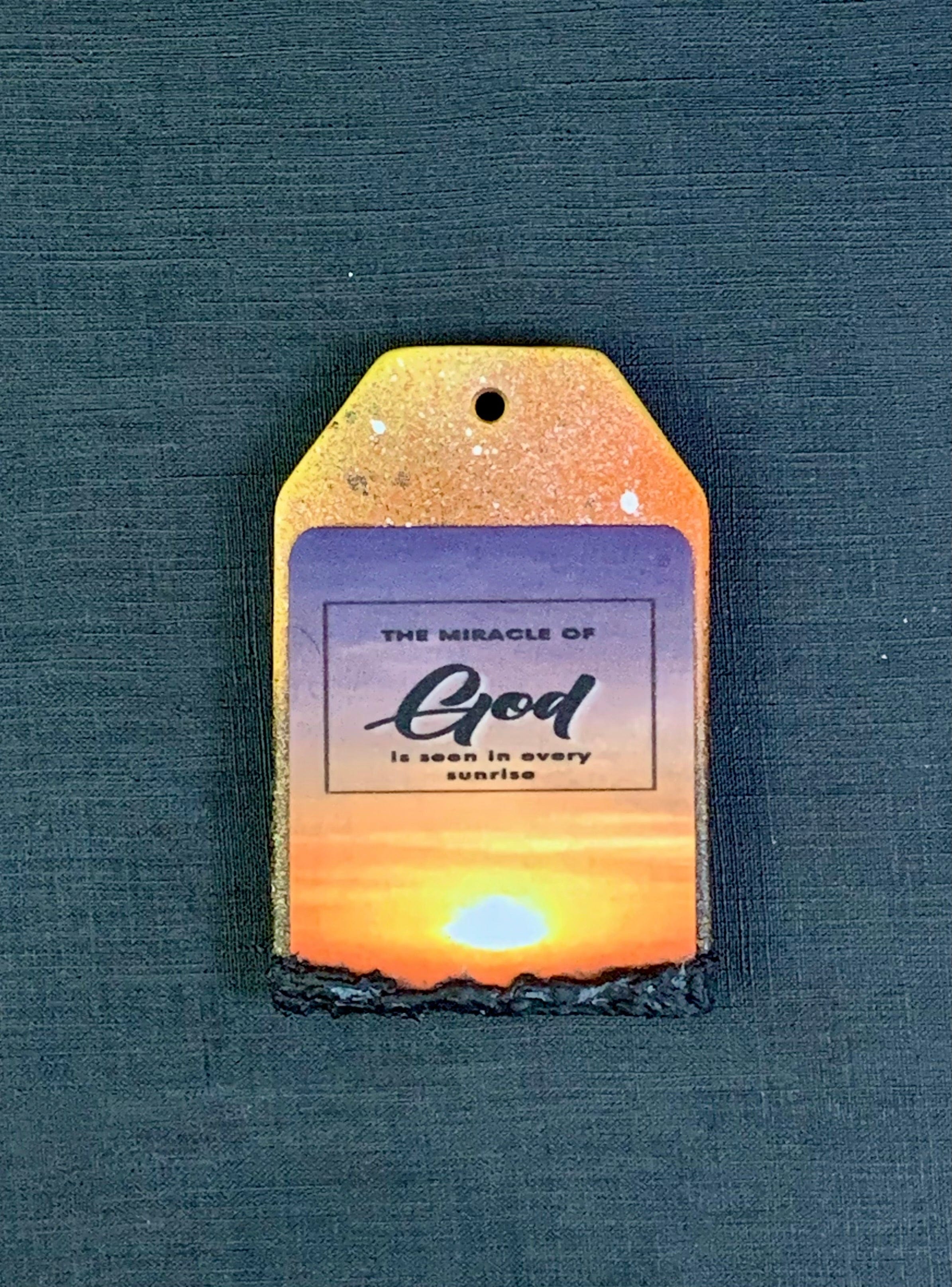 God's Sun Raise ceramic tag